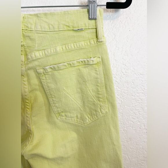 MOTHER Superior the tomcat the devil may care Ankle & Cropped Jeans in Yellow 26 - Picture 6 of 10